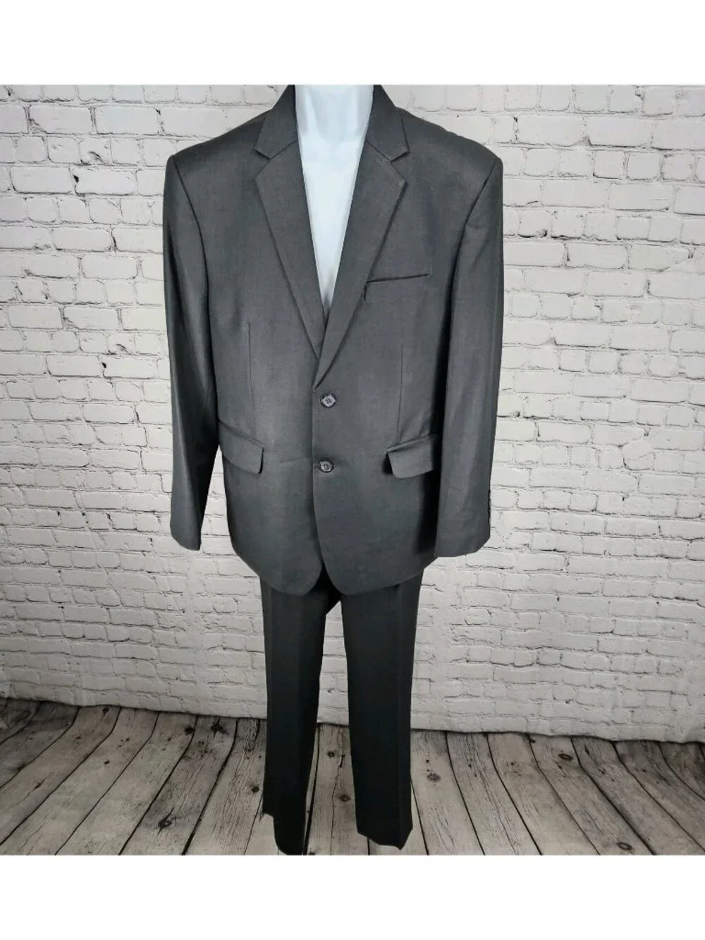 Unbranded Grey Full Pant Suit 2 Piece Set 2 Button Vented Notch Jacket 40S 33x28